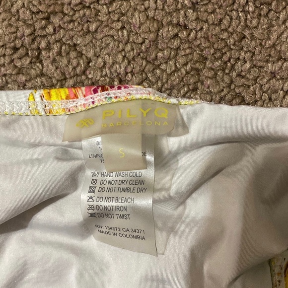 PilyQ Swimming Bundle - Picture 10 of 12